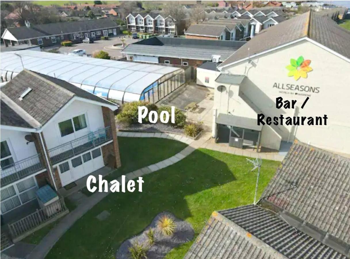 Villa Sea View 3-Bed Heated Pool Eat Bar Kids Park Lowestoft Exterior photo
